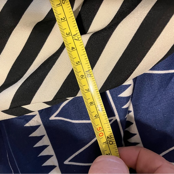 $120 Felicity & Coco zig zag stripe black & cream lightweight sheath dress. S M - Picture 11 of 12